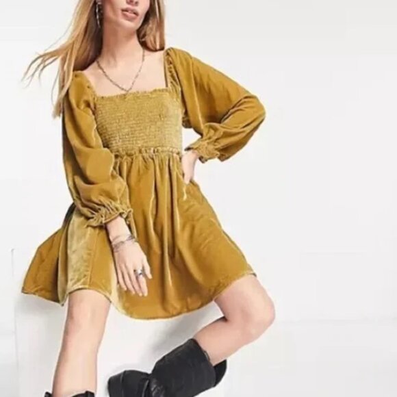 Free People NWOT Daphne Velvet fall Mini Dress in Olive Bitters / Gold Small - Picture 10 of 10